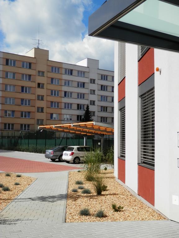 Ubytovaci Zarizeni Koleje Pedagog Czeskie Budziejowice Zewnętrze zdjęcie